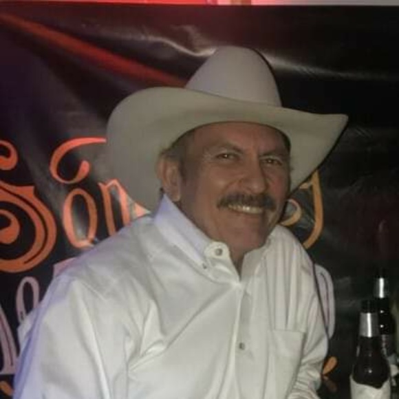 Meet your Posher, Paul - Picture 1 of 1